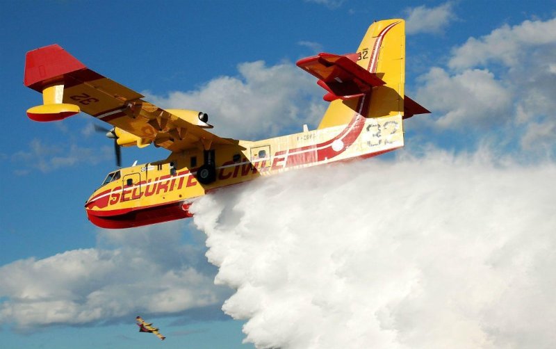 Viking Air Limited plans to produce the SuperScooper water bombers